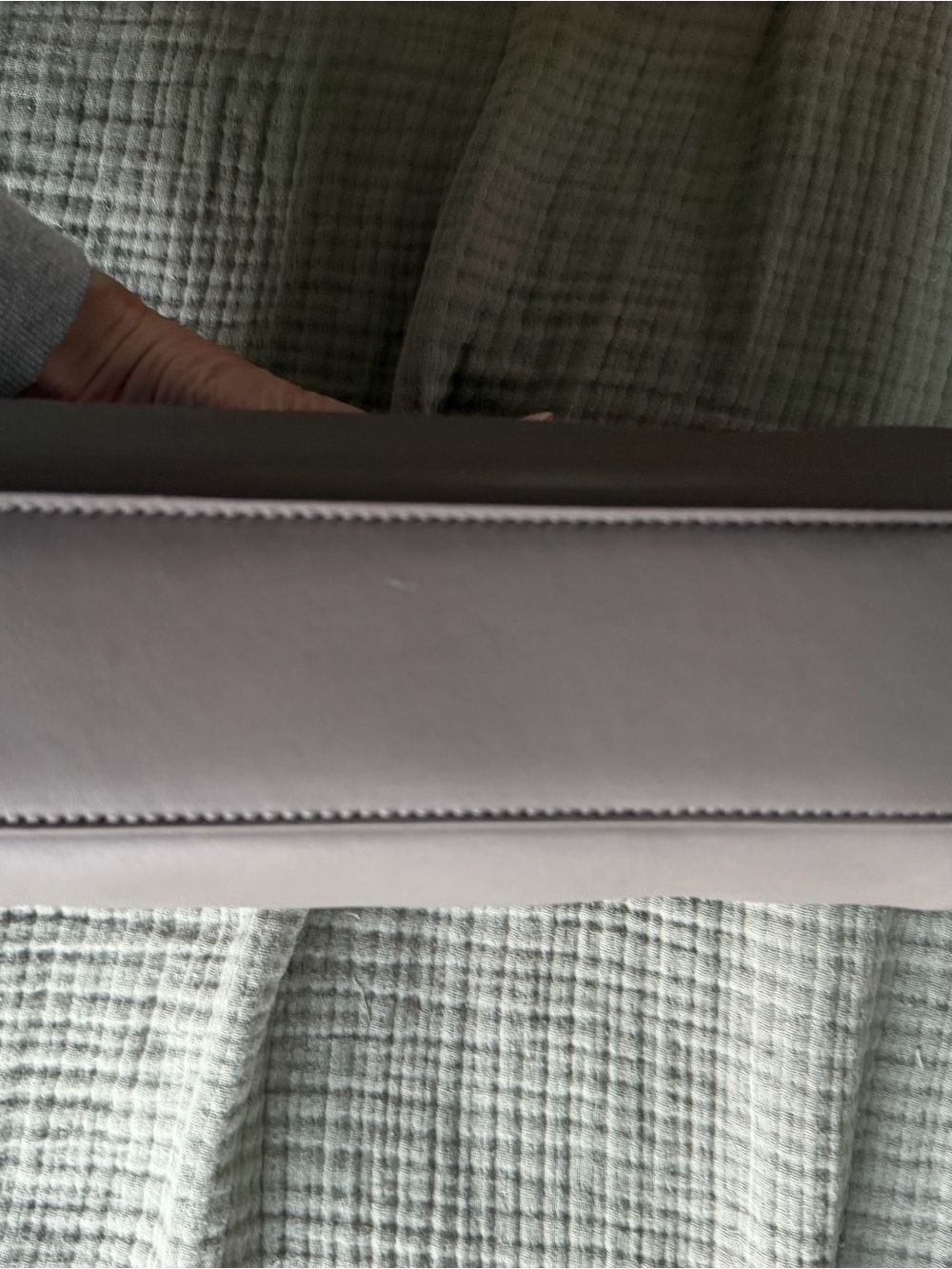 Quince Italian Leatherbag TAKING THiS OFF MY POSH TOM SO BUY IF INTERESTED! - Picture 6 of 8